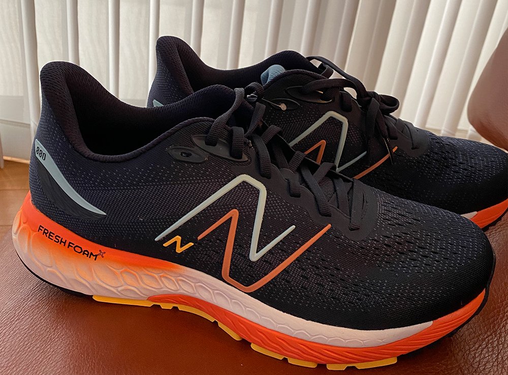 NB Fresh Foam X 880 v12 original color